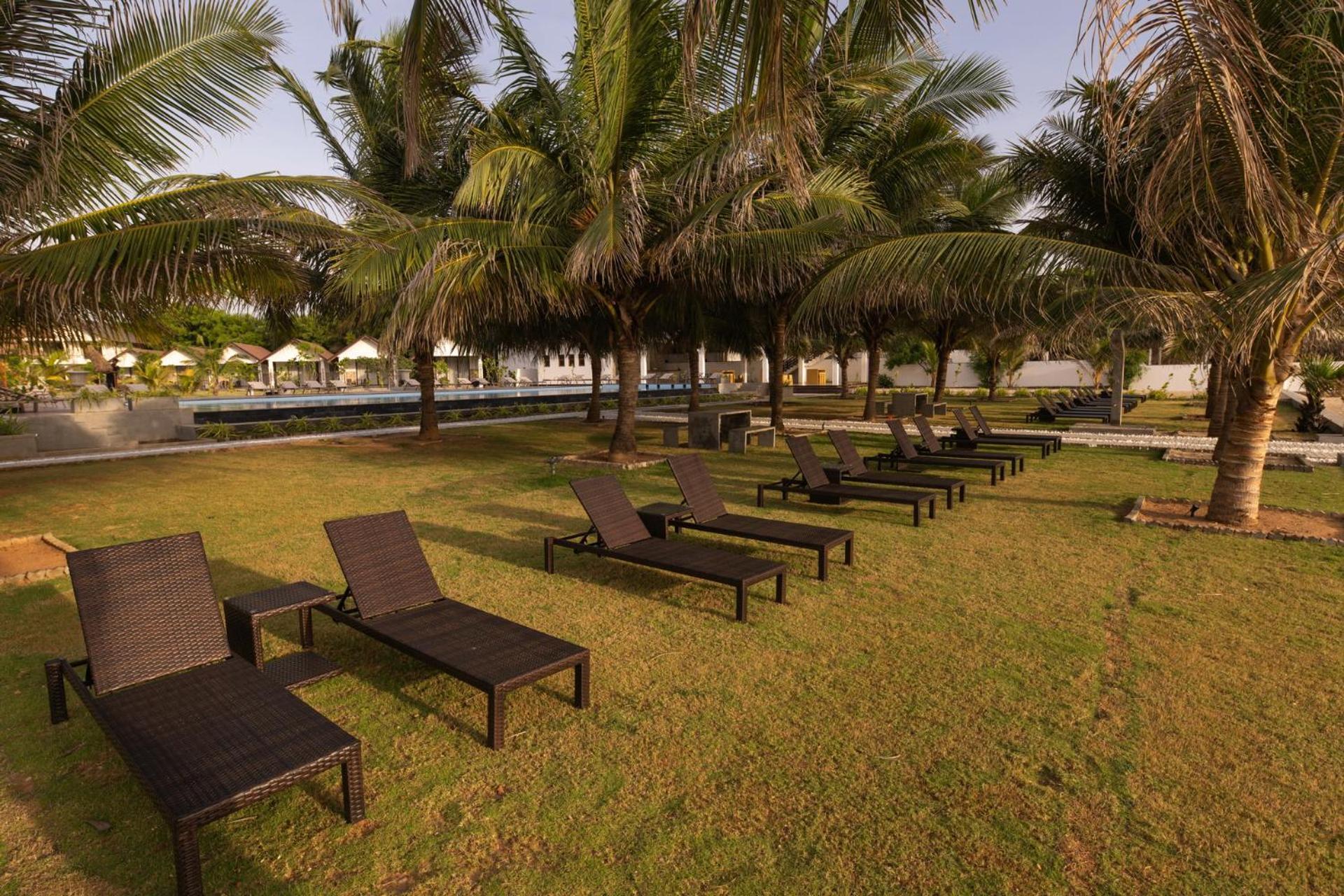 Uppuveli Beach By Dsk Trincomalee Extérieur photo