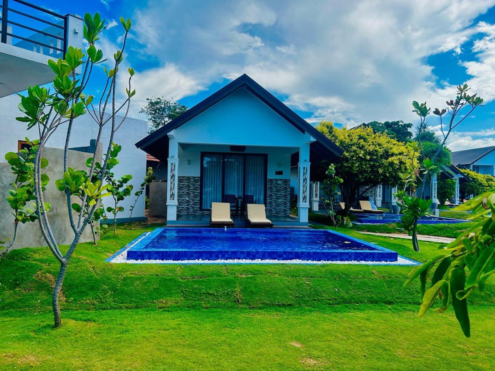 Uppuveli Beach By Dsk Trincomalee Extérieur photo